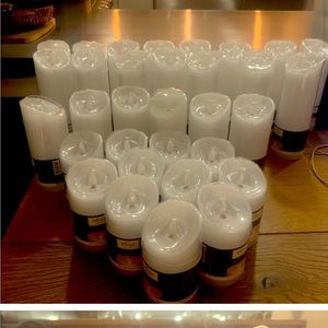 5 new iFlicker LED white pillar candles